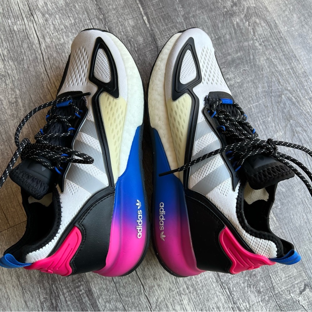 Adidas ZX 2K J Boost Gradient men’s size 9.5 white multi